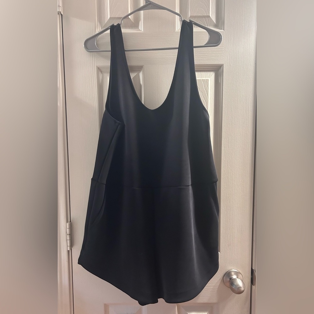 Black Sleeveless Scoop-Neck Women's Jumpsuit